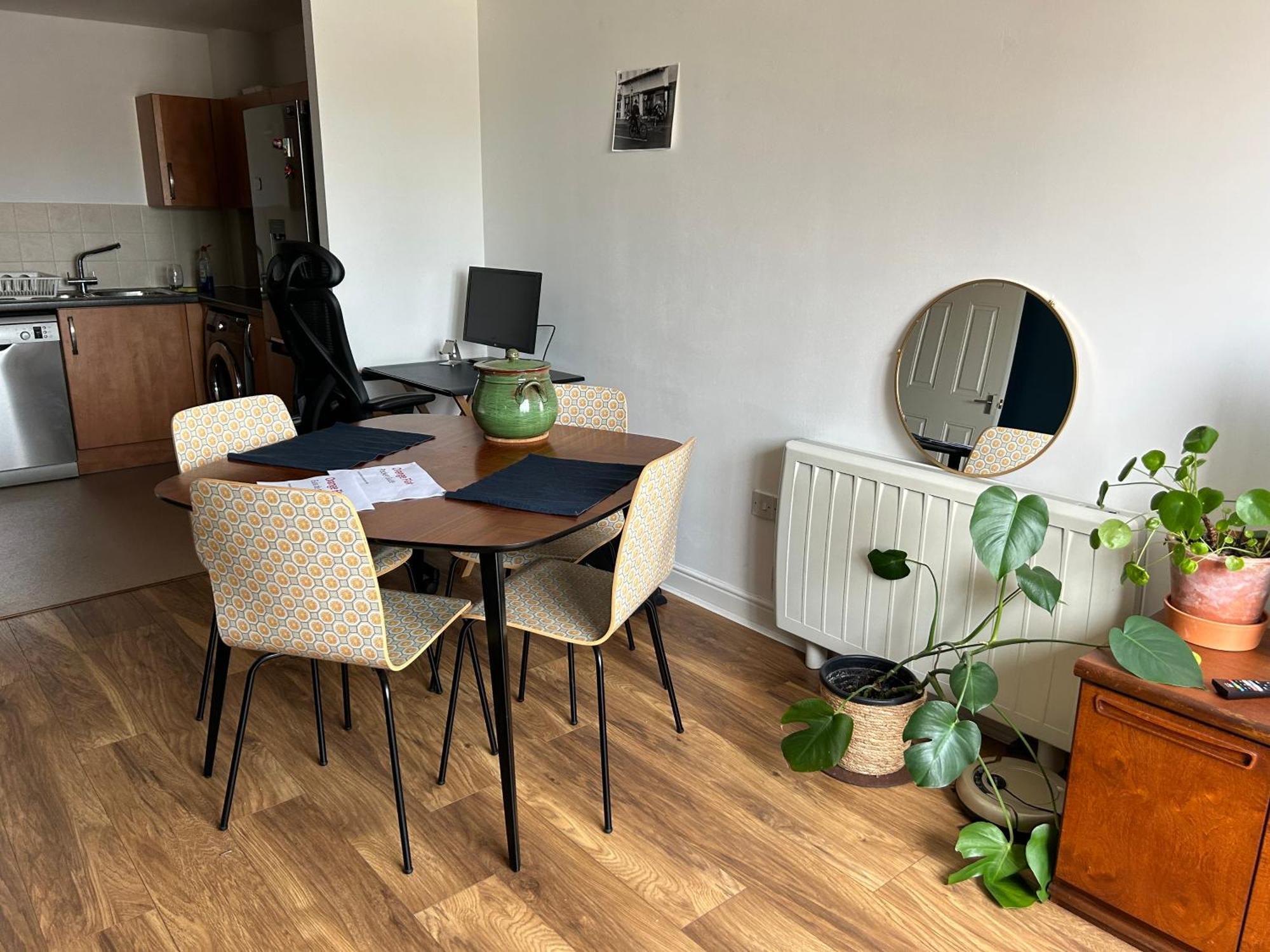 شقة Orange Flat By Lower Regent Canal لندن المظهر الخارجي الصورة