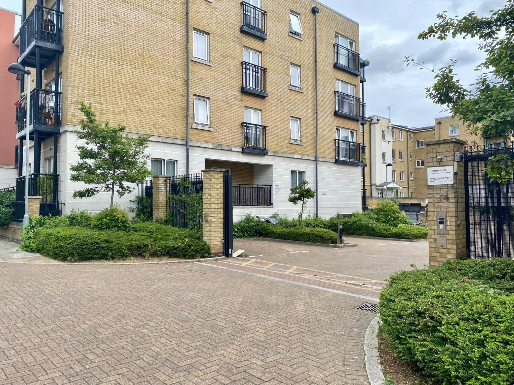 شقة Orange Flat By Lower Regent Canal لندن المظهر الخارجي الصورة